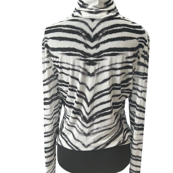 Women’s White Tiger Print Mesh Sweater - Picture 3 of 4